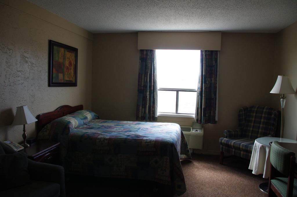Bella Vista Inn Humboldt Екстериор снимка
