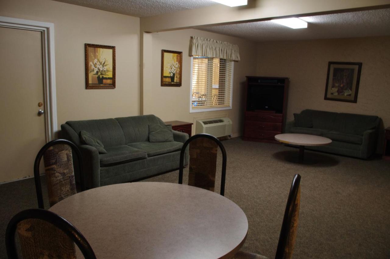Bella Vista Inn Humboldt Екстериор снимка
